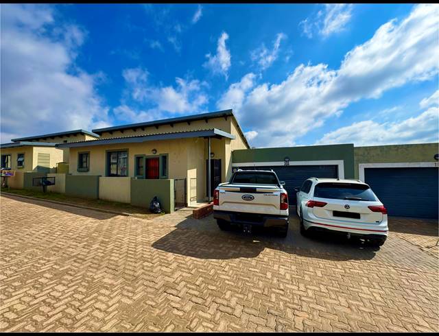 3 BEDROOM HOUSE TO LET IN BEN FLEUR